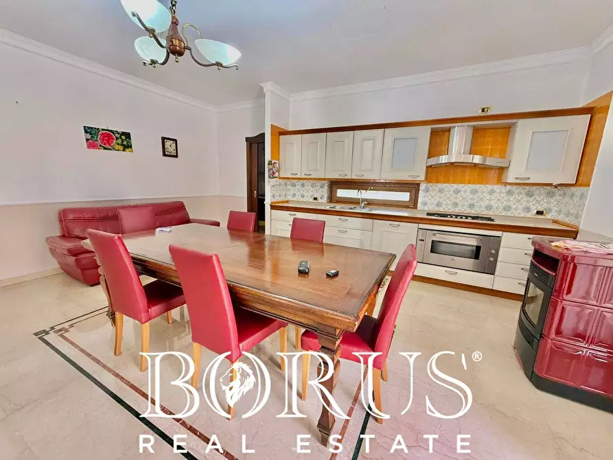 Immagine 47 di Villa in vendita  in Via Cilea a Villa Di Briano