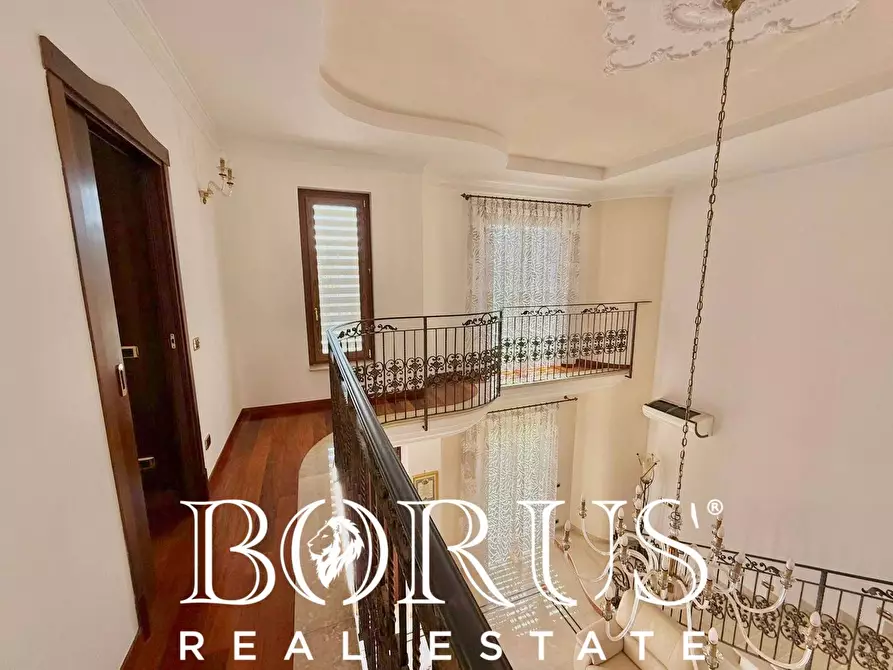 Immagine 60 di Villa in vendita  in Via Cilea a Villa Di Briano