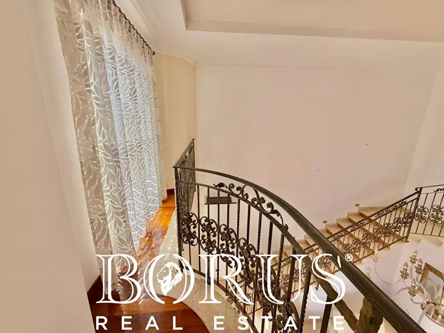 Immagine 64 di Villa in vendita  in Via Cilea a Villa Di Briano