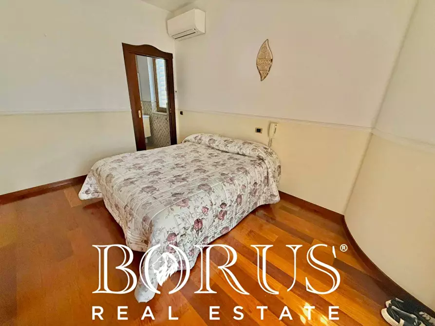 Immagine 68 di Villa in vendita  in Via Cilea a Villa Di Briano