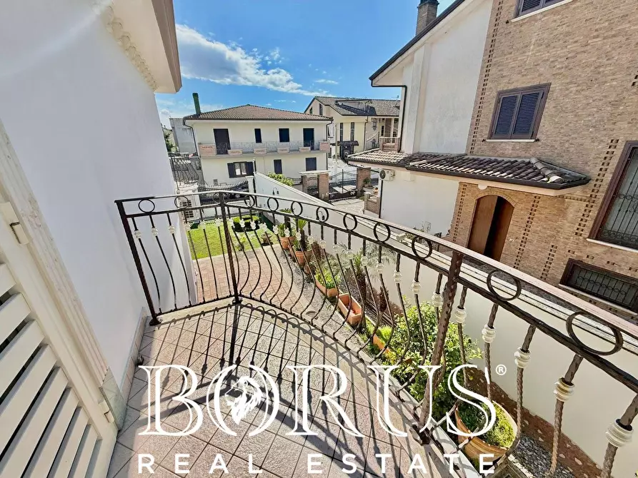 Immagine 80 di Villa in vendita  in Via Cilea a Villa Di Briano