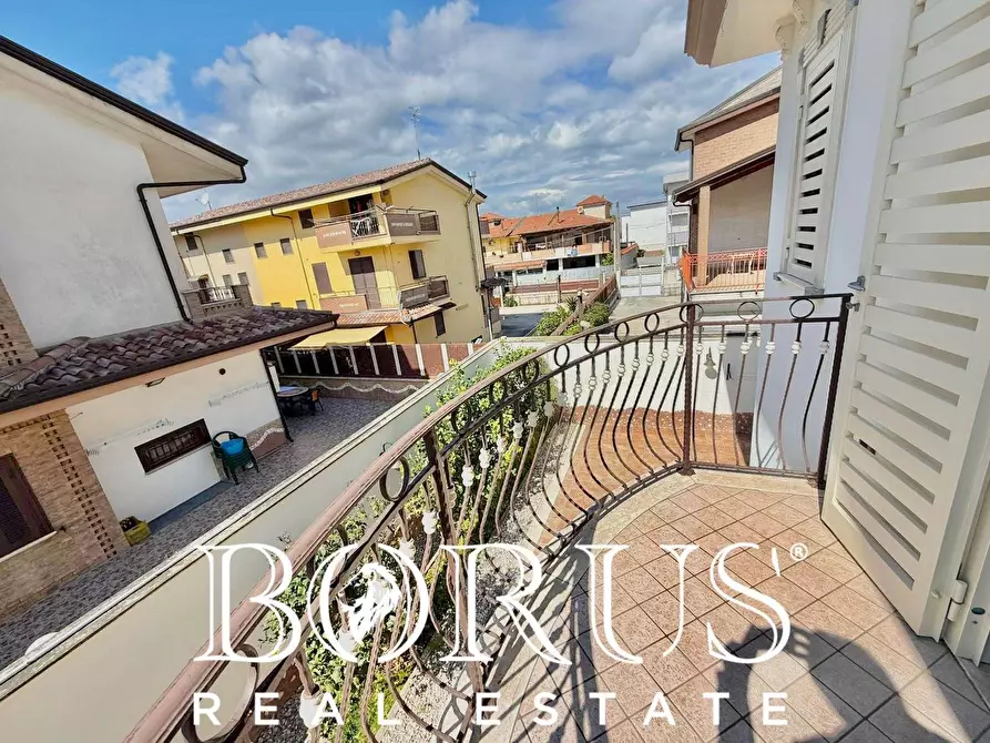 Immagine 82 di Villa in vendita  in Via Cilea a Villa Di Briano