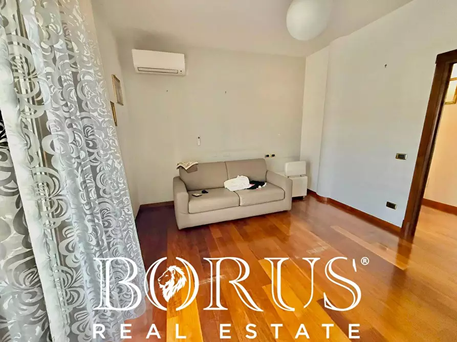 Immagine 83 di Villa in vendita  in Via Cilea a Villa Di Briano