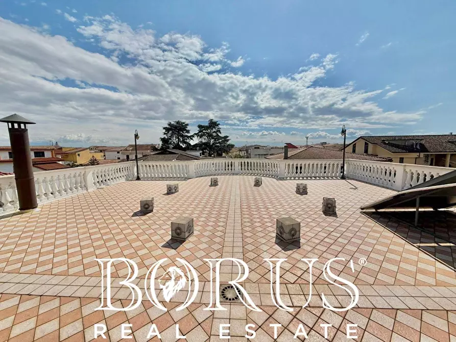 Immagine 105 di Villa in vendita  in Via Cilea a Villa Di Briano