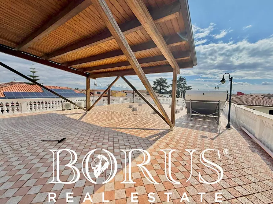 Immagine 115 di Villa in vendita  in Via Cilea a Villa Di Briano