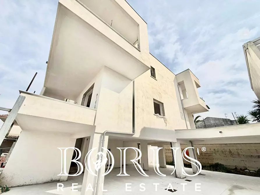 Immagine 10 di Villetta a schiera in vendita  in Via Vittorio Emanuele a Cancello Ed Arnone