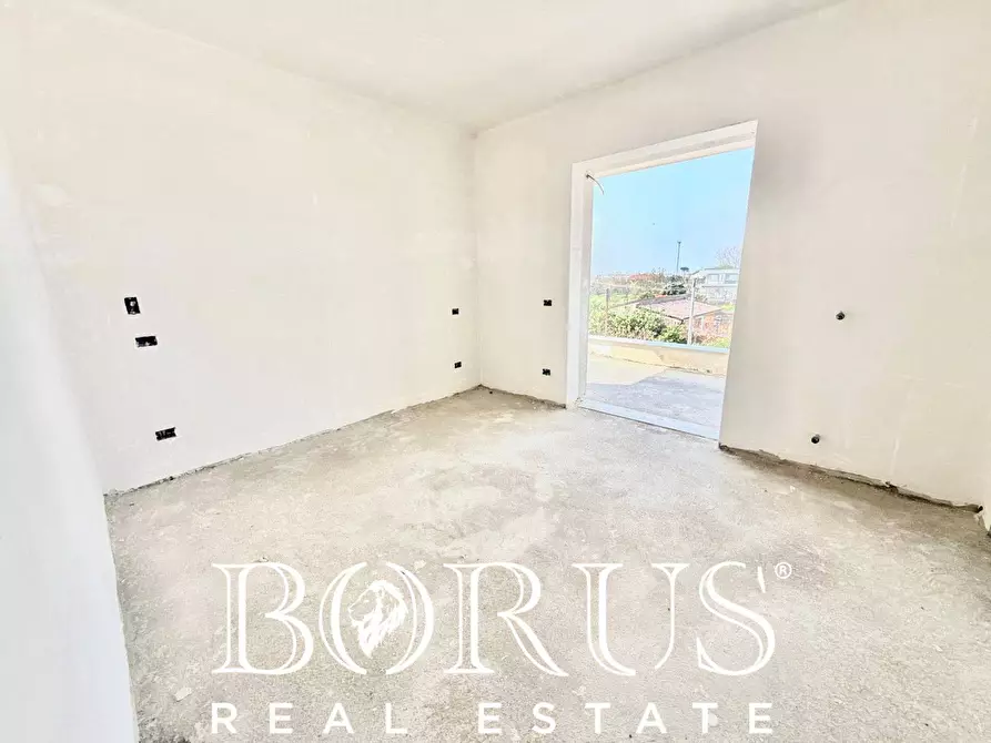 Immagine 44 di Villetta a schiera in vendita  in Via Vittorio Emanuele a Cancello Ed Arnone