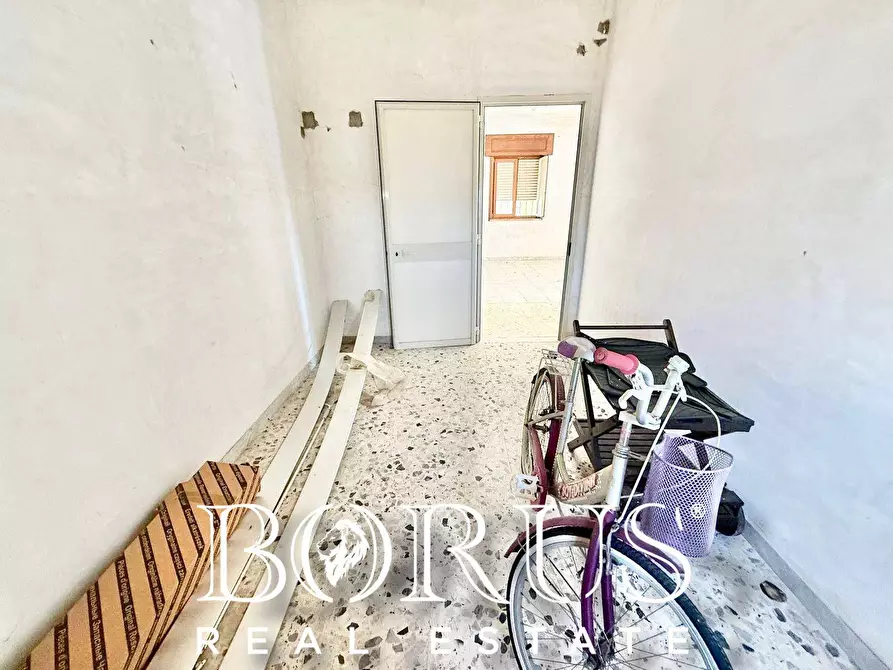 Immagine 9 di Locale commerciale in affitto  in ponte a mare a Castel Volturno