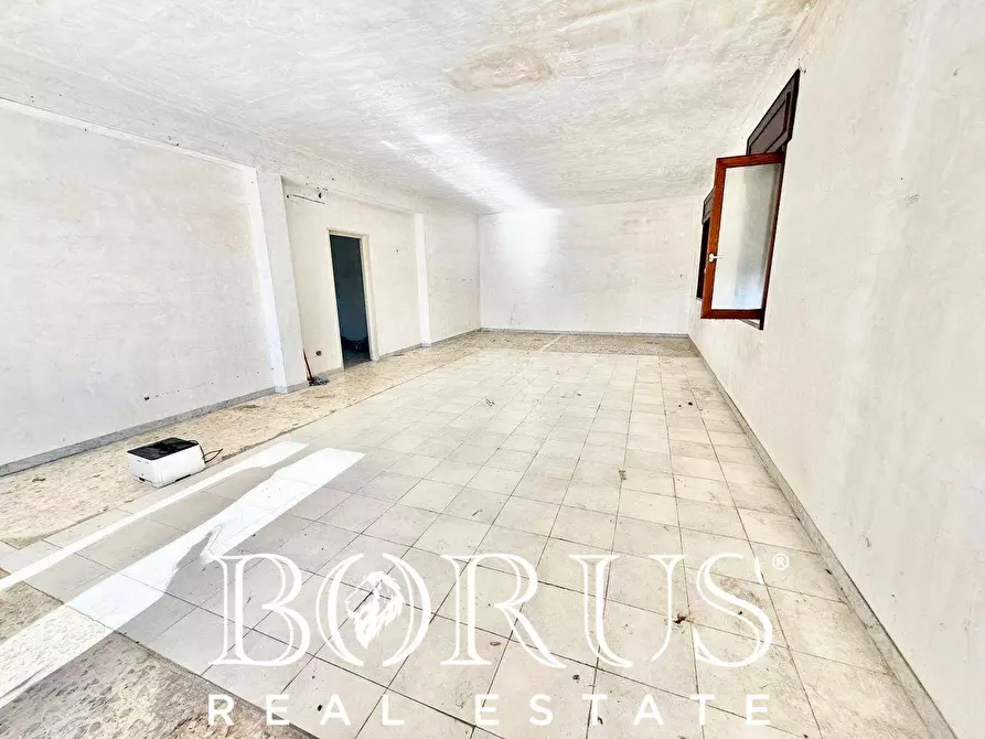 Immagine 8 di Locale commerciale in affitto  in ponte a mare a Castel Volturno