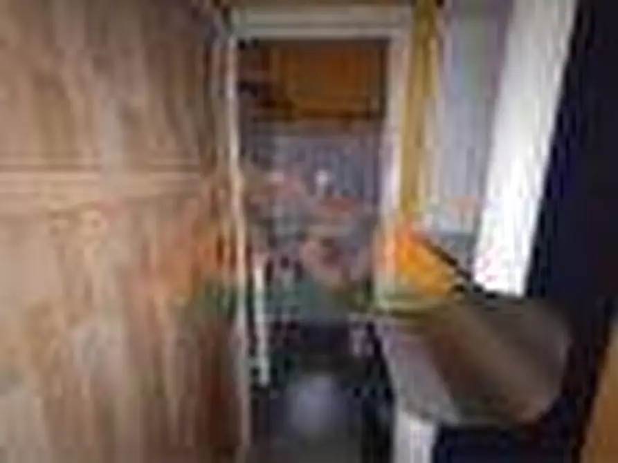 Immagine 4 di Locale commerciale in vendita  a Casavatore