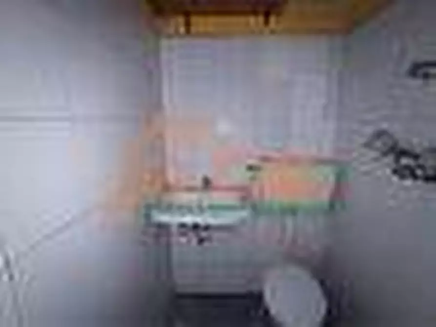 Immagine 5 di Locale commerciale in vendita  a Casavatore