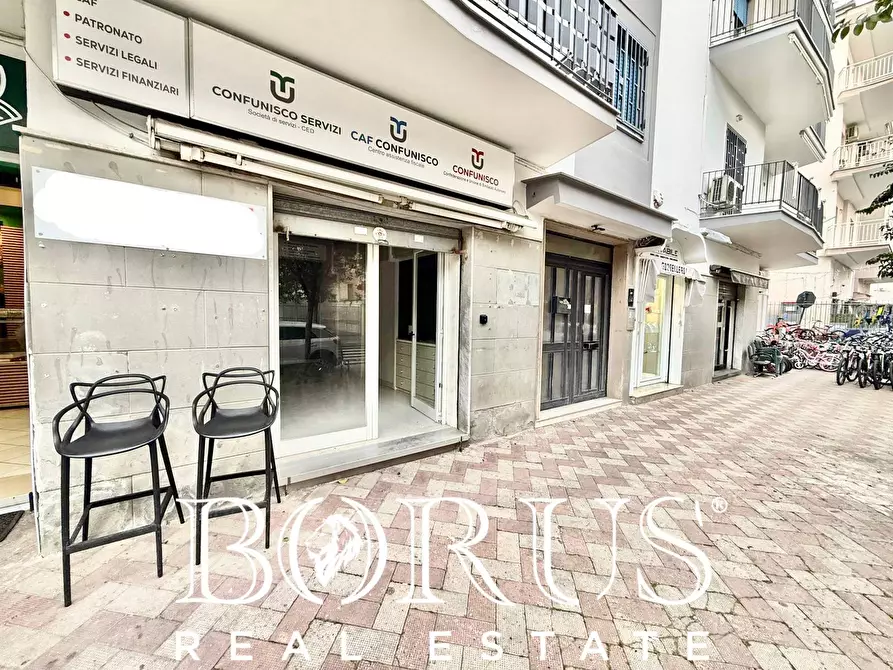 Immagine 9 di Locale commerciale in affitto  in Via Linguiti a Cancello Ed Arnone