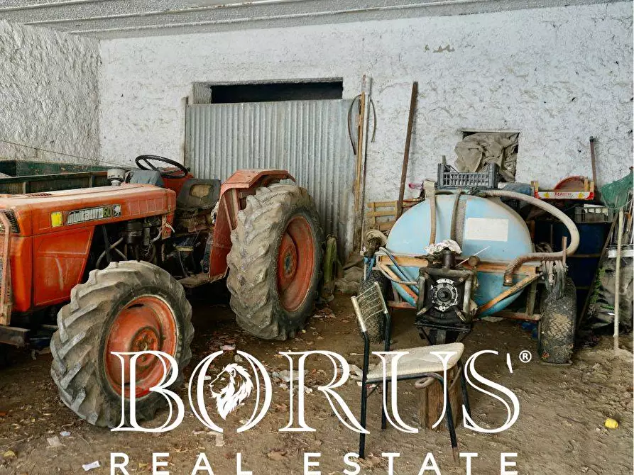 Immagine 7 di Box auto in vendita  in Via Rosano a Aversa