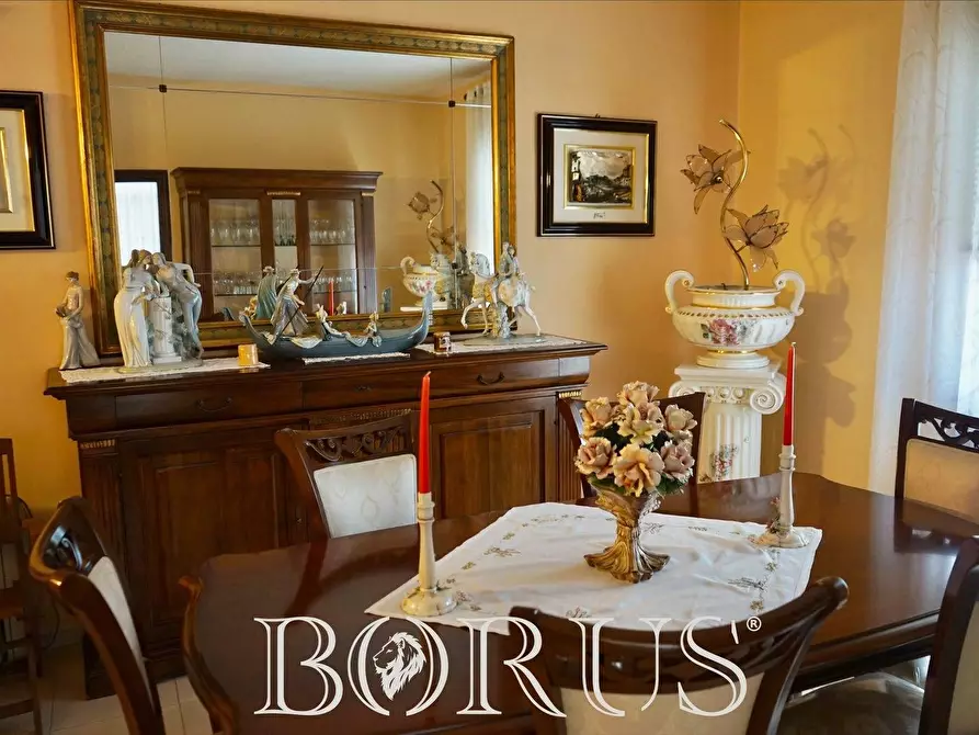 Immagine 22 di Villa in vendita  in via Frosinone a Castel Volturno