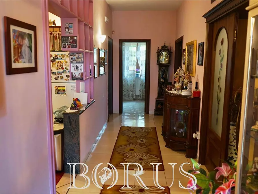 Immagine 25 di Villa in vendita  in via Frosinone a Castel Volturno