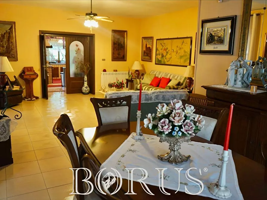 Immagine 21 di Villa in vendita  in via Frosinone a Castel Volturno