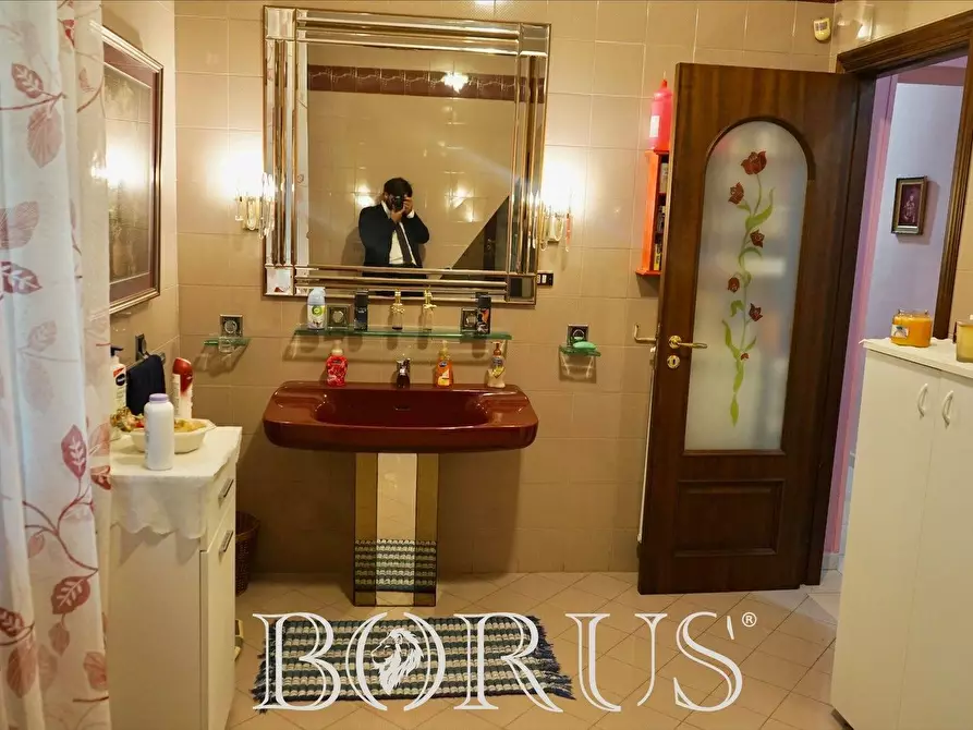 Immagine 39 di Villa in vendita  in via Frosinone a Castel Volturno