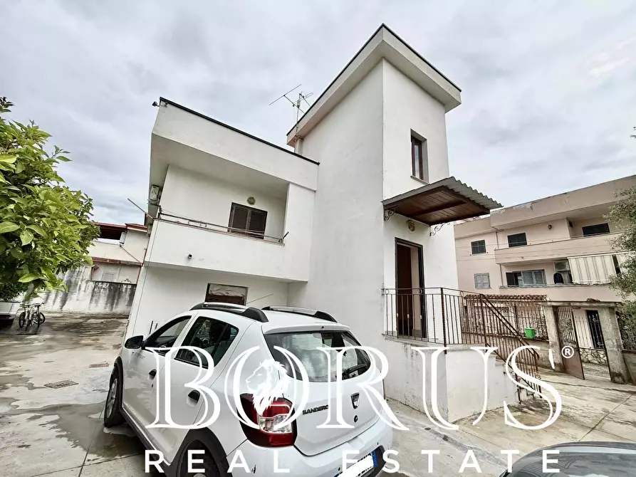 Immagine 1 di Villa in vendita  in Via Limitillo 12 a Villa Literno