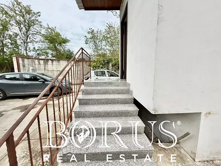 Immagine 17 di Villa in vendita  in Via Limitillo 12 a Villa Literno
