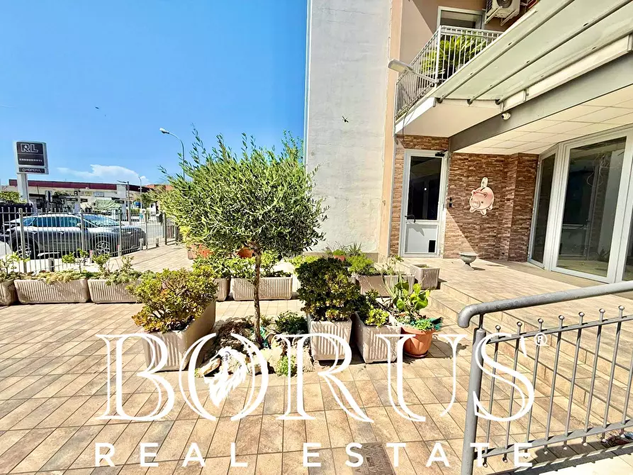 Immagine 20 di Locale commerciale in affitto  in VIA M.L. KING a Marcianise
