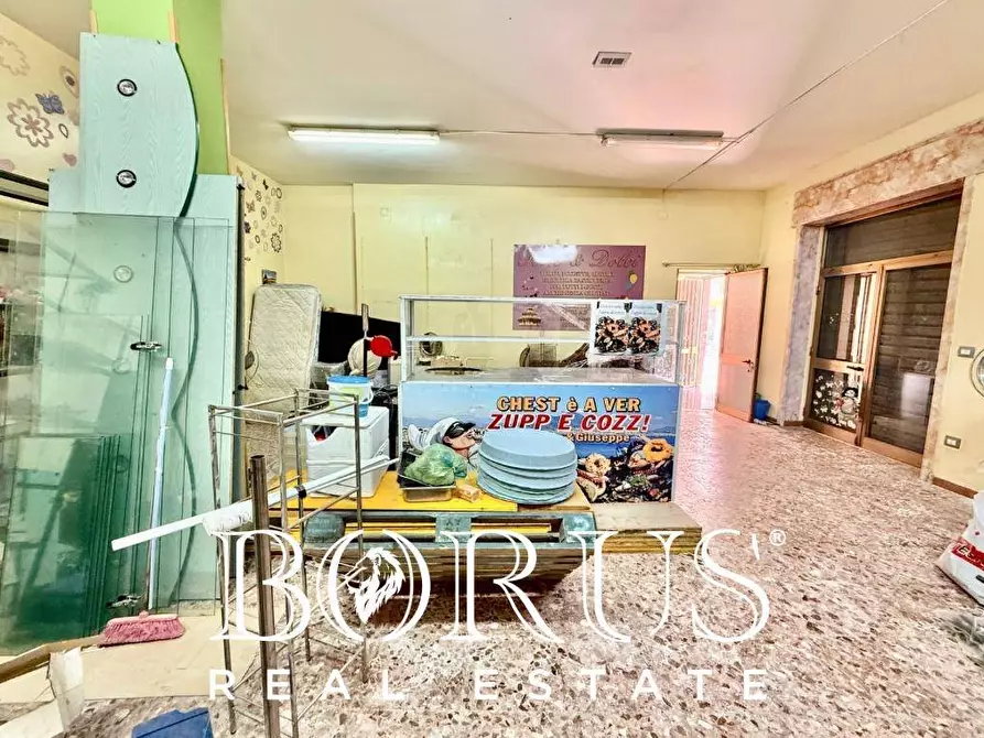 Immagine 9 di Attività commerciale in affitto  in via Salvemini a Cancello Ed Arnone