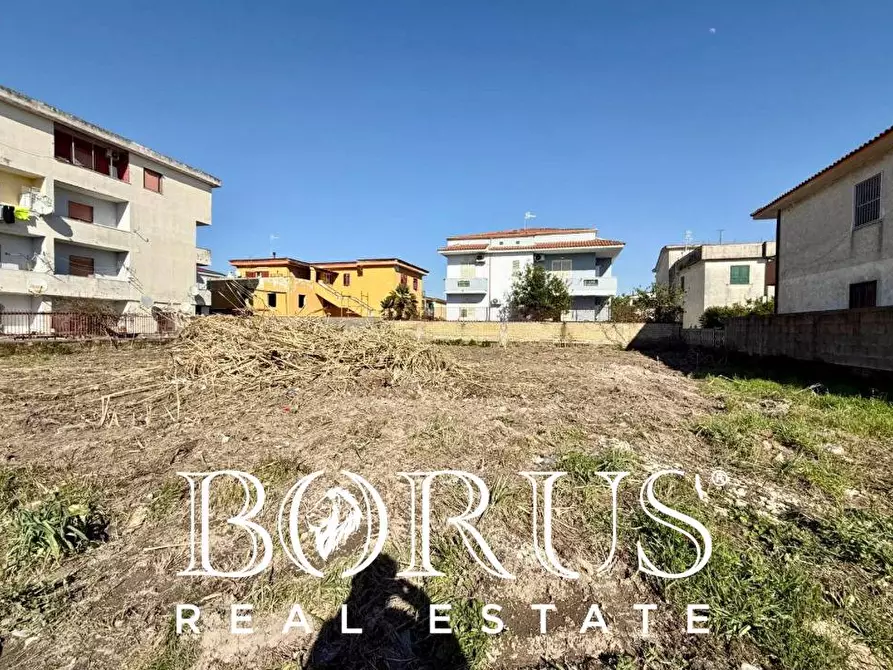Immagine 2 di Terreno residenziale in vendita  in via roma 7 a Cancello Ed Arnone