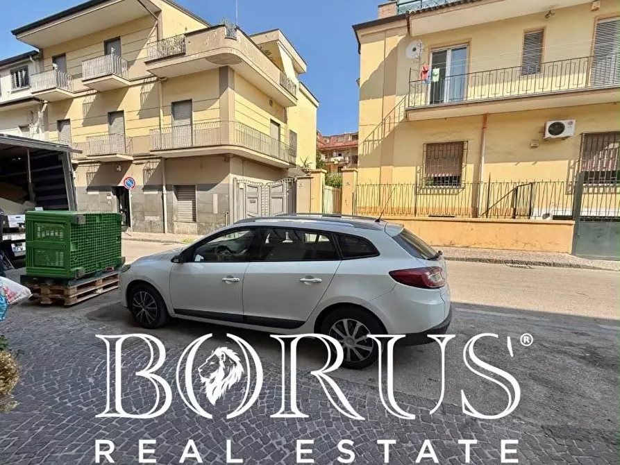 Immagine 11 di Locale commerciale in vendita  in via roma 6 a Cancello Ed Arnone