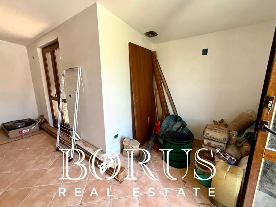 Immagine 31 di Villa in vendita  in via nazionale 8 a Cancello Ed Arnone