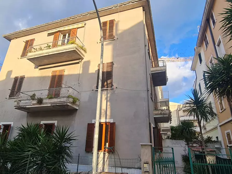 Immagine 26 di Appartamento in vendita  a San Benedetto Del Tronto