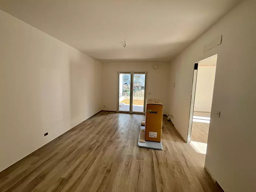 Immagine 18 di Appartamento in vendita  a Acquaviva Picena