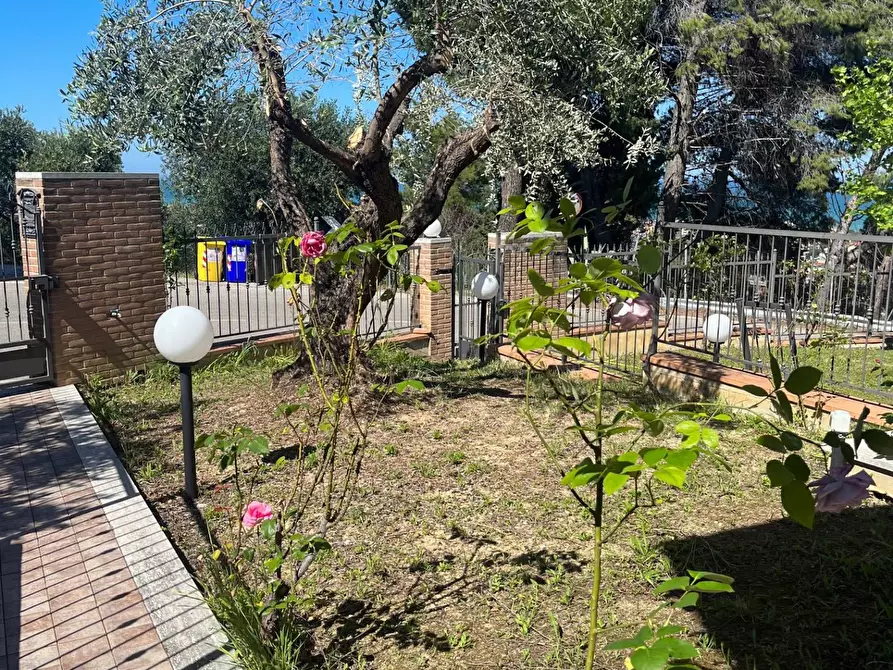 Immagine 2 di Villetta a schiera in vendita  a San Benedetto Del Tronto