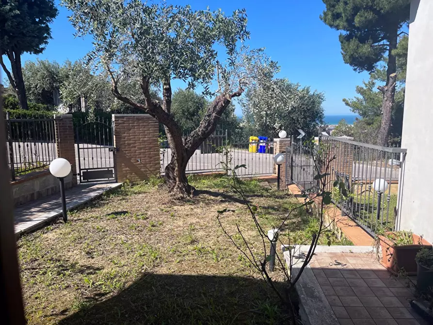 Immagine 5 di Villetta a schiera in vendita  a San Benedetto Del Tronto