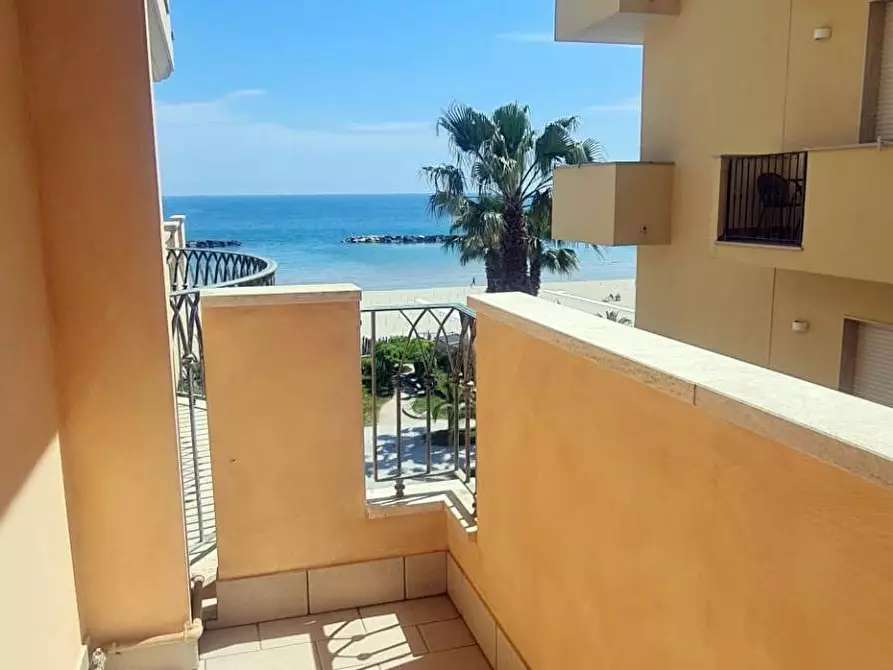 Immagine 6 di Appartamento in vendita  a San Benedetto Del Tronto