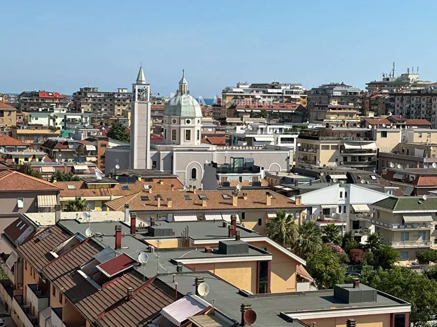 Immagine 5 di Attico in vendita  a San Benedetto Del Tronto