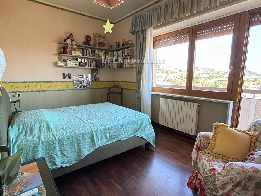 Immagine 46 di Attico in vendita  a San Benedetto Del Tronto