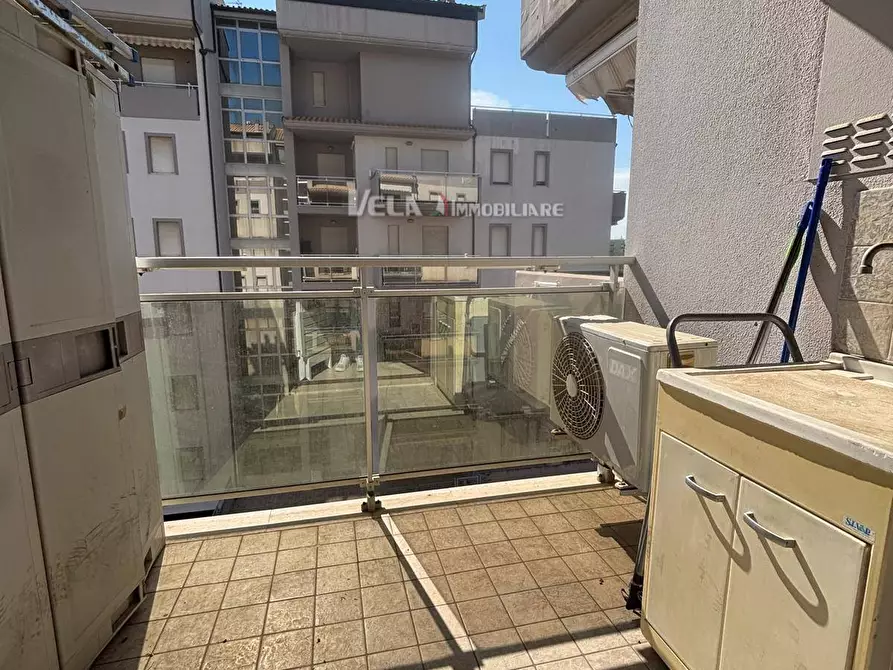 Immagine 12 di Appartamento in vendita  a Alba Adriatica