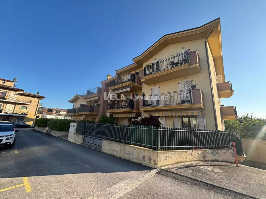 Immagine 32 di Appartamento in vendita  a Spinetoli