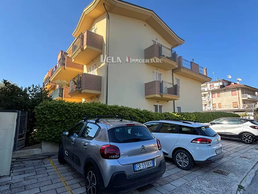 Immagine 27 di Appartamento in vendita  a Spinetoli