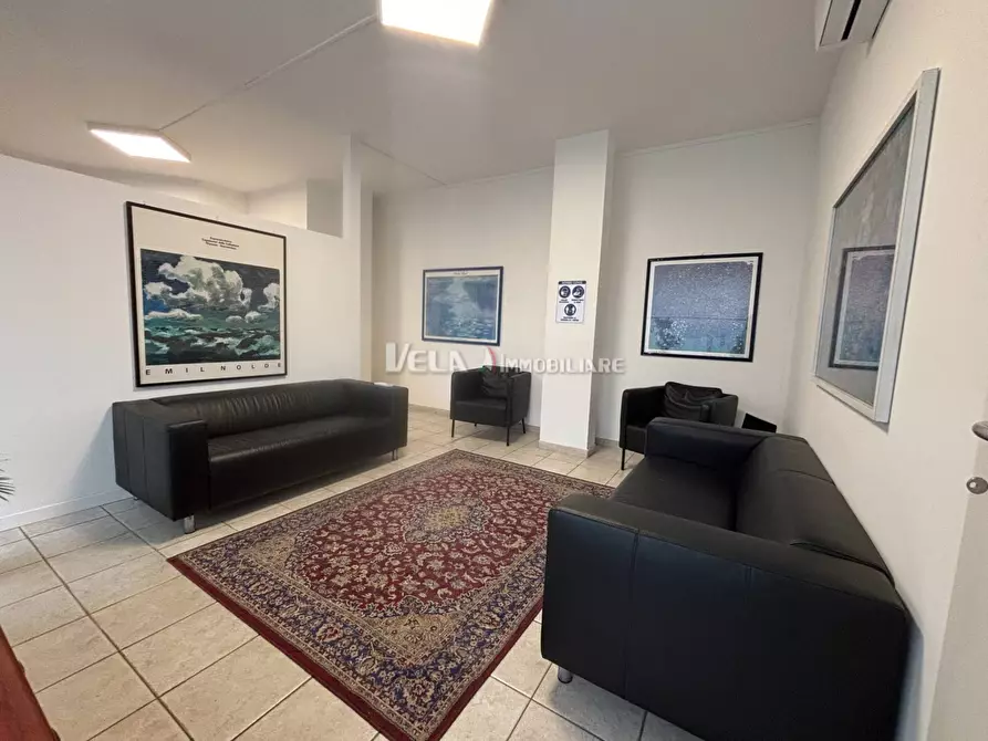 Immagine 3 di Attività commerciale in vendita  a San Benedetto Del Tronto