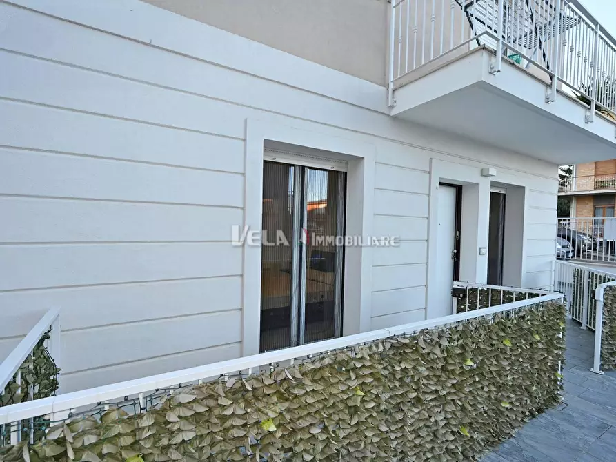 Immagine 2 di Appartamento in vendita  a San Benedetto Del Tronto