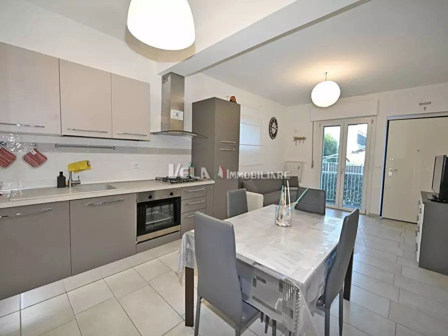 Immagine 4 di Appartamento in vendita  a San Benedetto Del Tronto