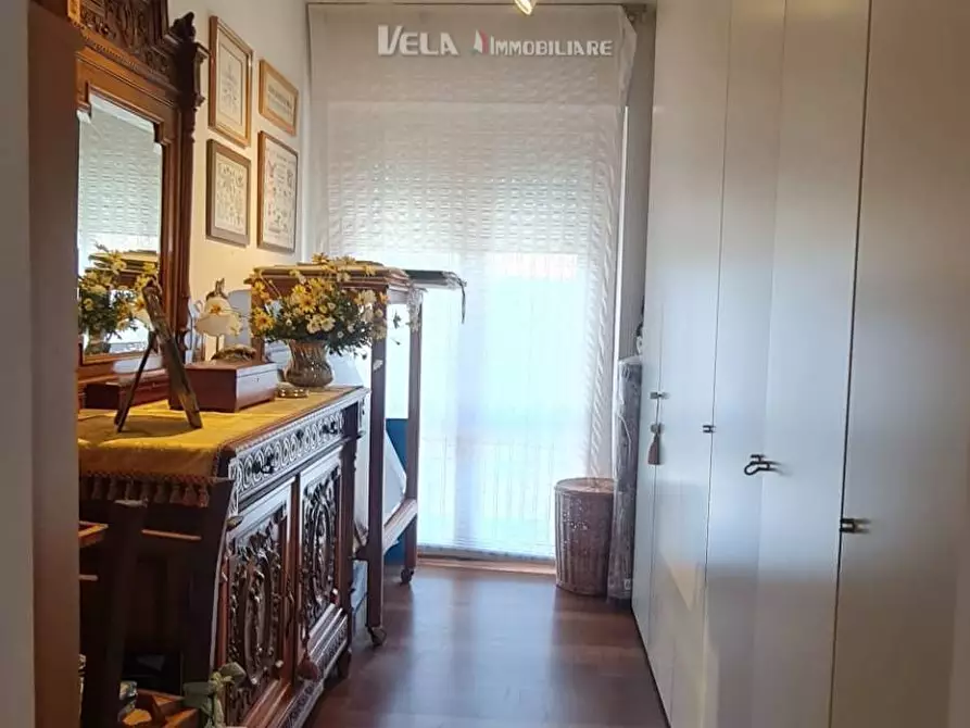 Immagine 43 di Attico in vendita  a San Benedetto Del Tronto