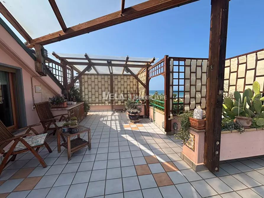 Immagine 5 di Attico in vendita  a San Benedetto Del Tronto