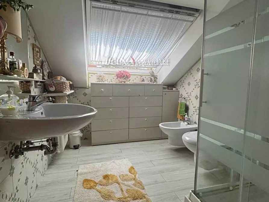 Immagine 21 di Attico in vendita  a San Benedetto Del Tronto