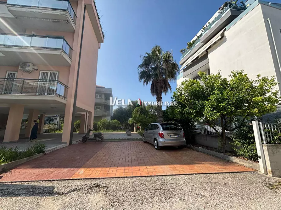 Immagine 48 di Attico in vendita  a San Benedetto Del Tronto