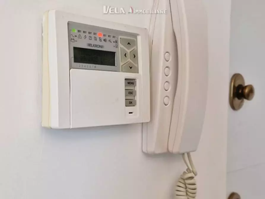 Immagine 22 di Appartamento in vendita  a Castorano