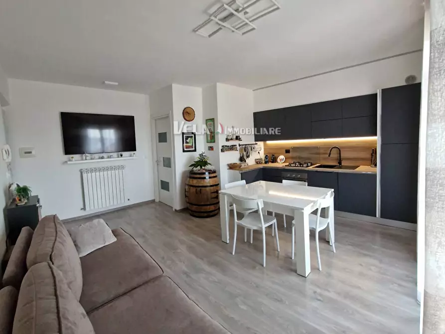 Immagine 1 di Appartamento in vendita  a Castorano