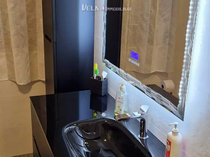 Immagine 17 di Appartamento in vendita  a Castorano