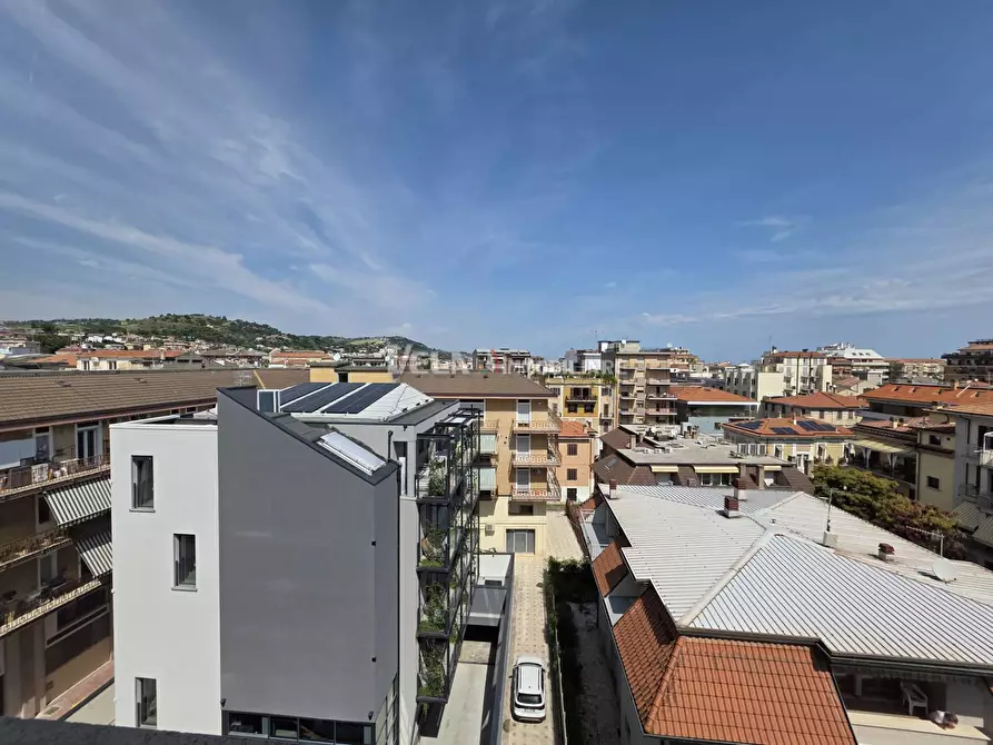 Immagine 2 di Appartamento in vendita  a San Benedetto Del Tronto