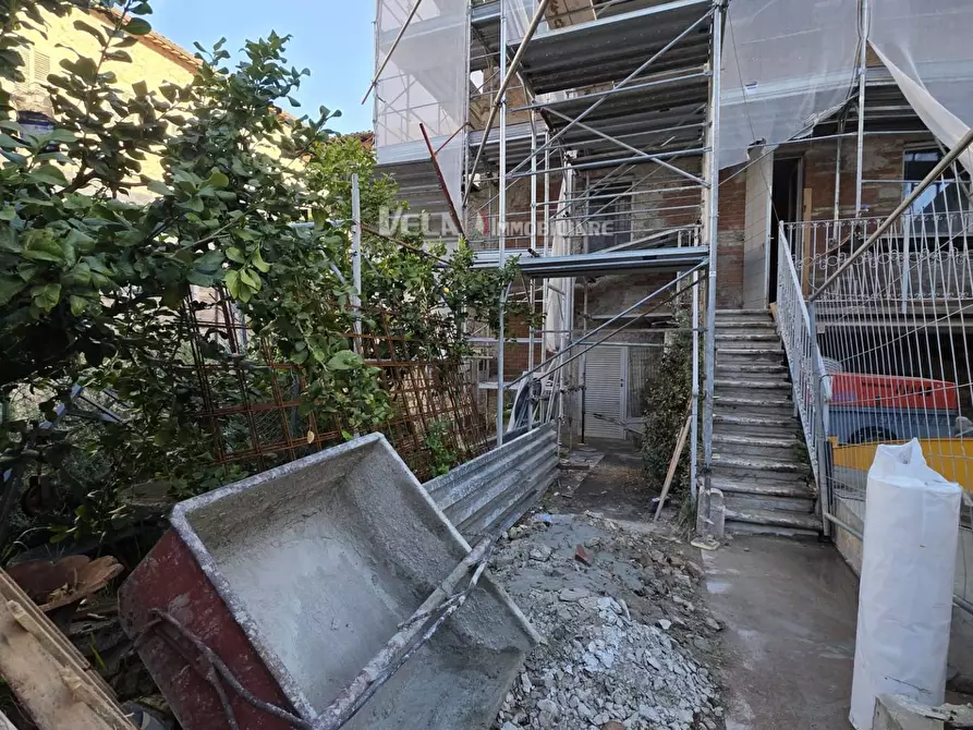 Immagine 4 di Appartamento in vendita  a Ascoli Piceno